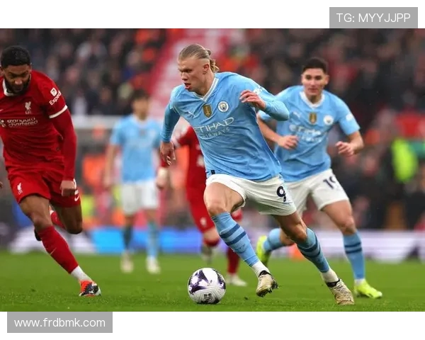 英超联赛的球队照片：英超俱乐部的经典照片与瞬间