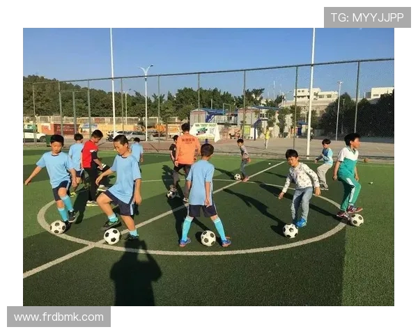 青少年足球潜能激发训练营 青少年足球潜能激发训练营