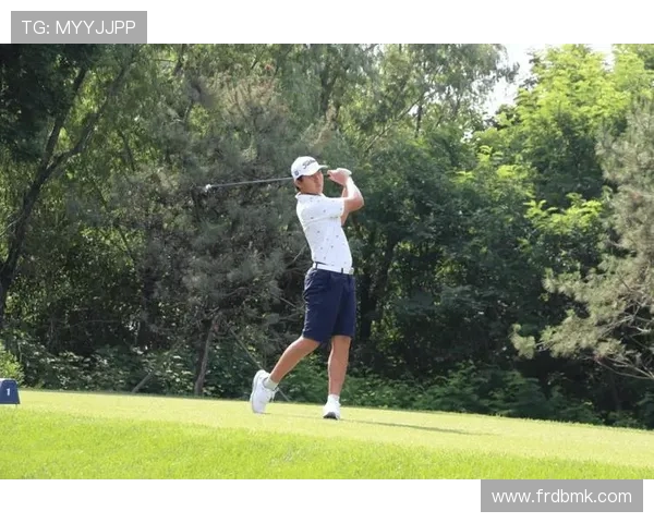 高尔夫锦标赛：成功卫冕