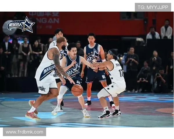 2024年NBA季后赛中东部各队竞争激烈首轮对决已现火药味 2024年NBA季后赛中东部各队竞争激烈首轮对决已现火药味