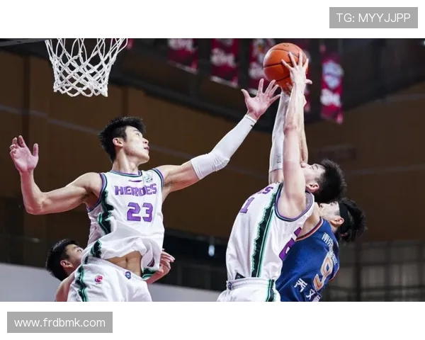 篮球训练中“节奏断点切换能力训练”是否能提升替补球员实战应变能力